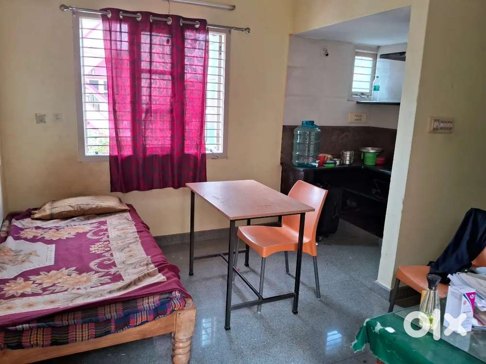 2 sharing students room