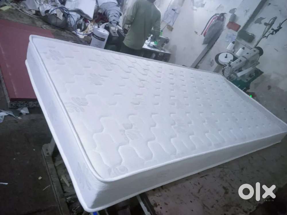 Mattress direct from Factory at heavy disccount,,buy now