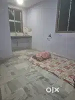 Need one boy flatmates bachelor working rent 2000,bijali nahi dena hai