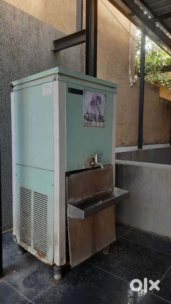 ઠંડા પાણી કુલર