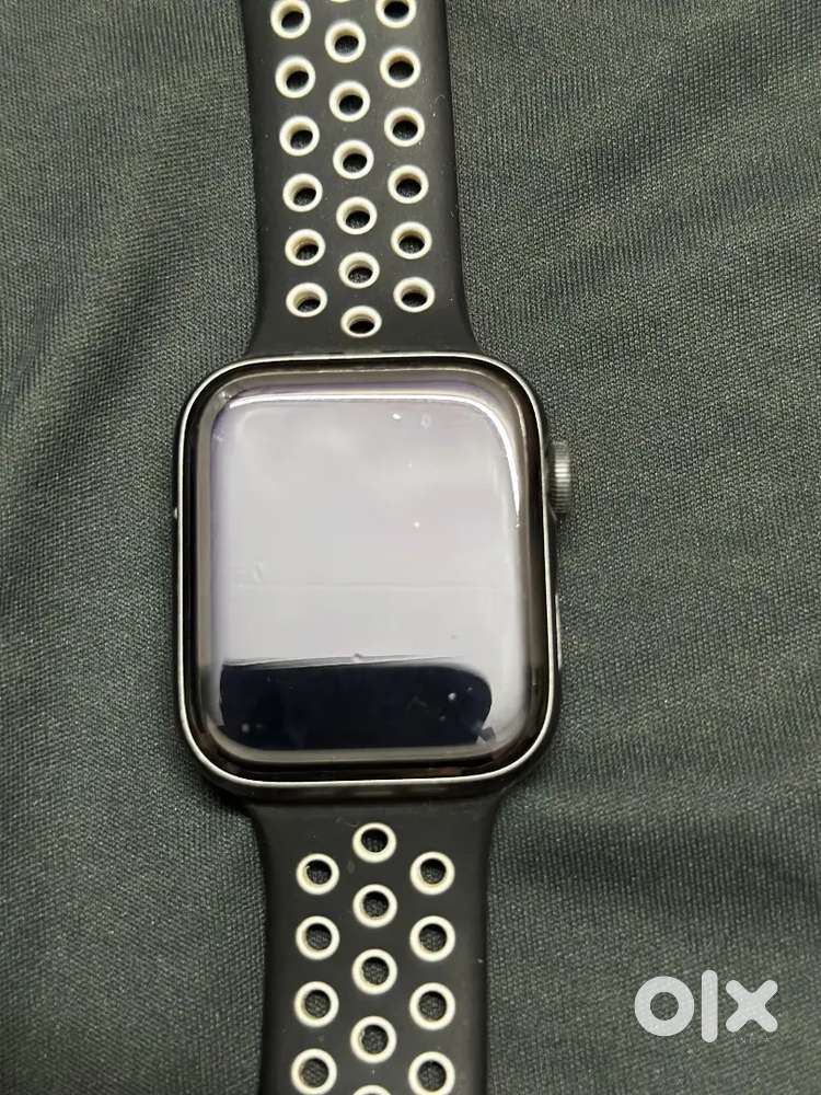 Apple watch series 5 cellular model