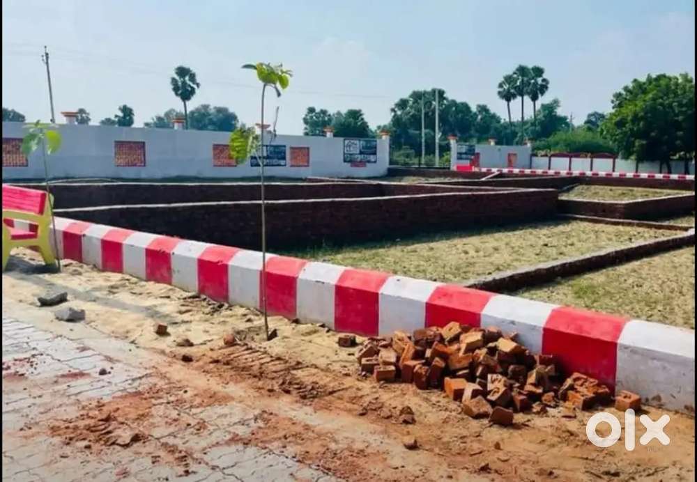 अर्जुन gang  se 2 KM ke duri pr plot lee