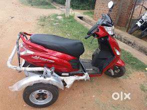 Scooty side wheelatchment