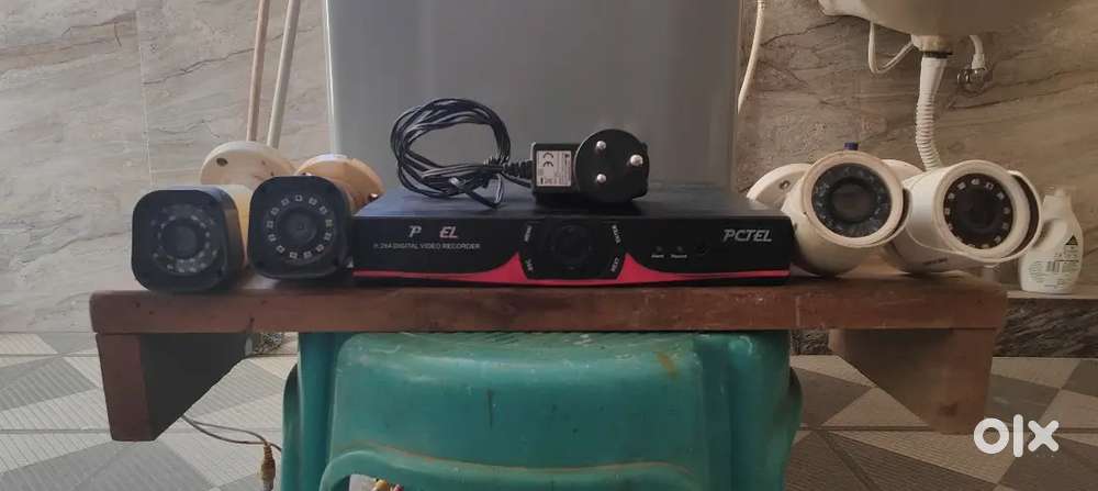 PCTEL DVR 04 channel+1000 GB Hard disk+04 cameras .
