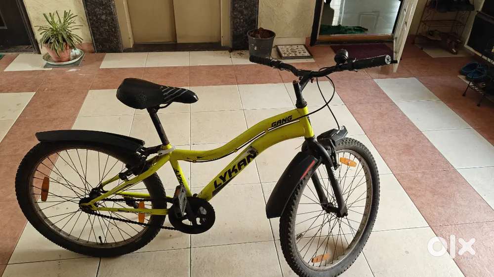 Girls Bi-cycle