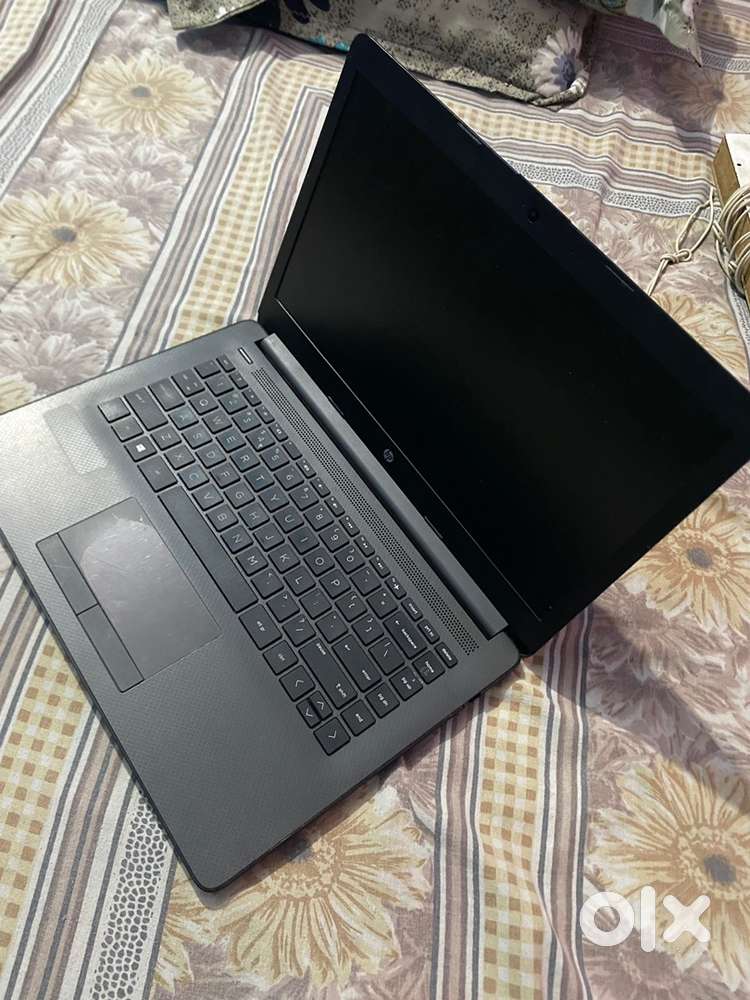 HP LAPTOP i3