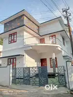 Koonammavu, Kongorpilly,4 bed new house ,65 lakhs nego