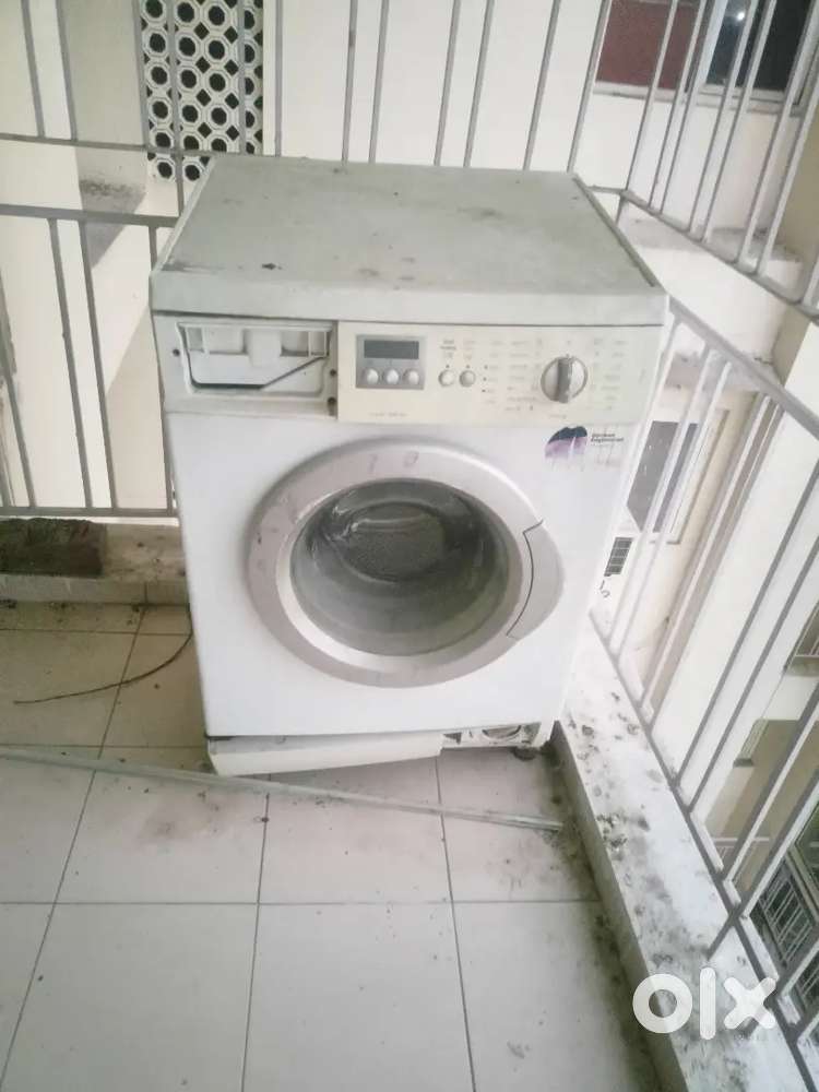 Front load washing machines