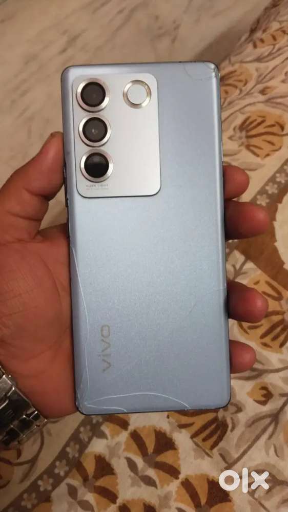 Vivo v 27  for sall