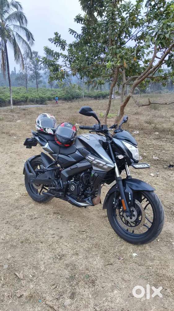 BAJAJ PULSAR NS 200 BS VI