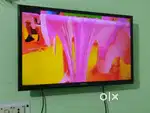32inch samsungnormal ledvery  goodcondition urgent sale moneyneed 4000