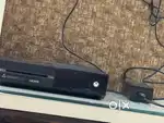 Xbox one with 2 controllers and 8 cds