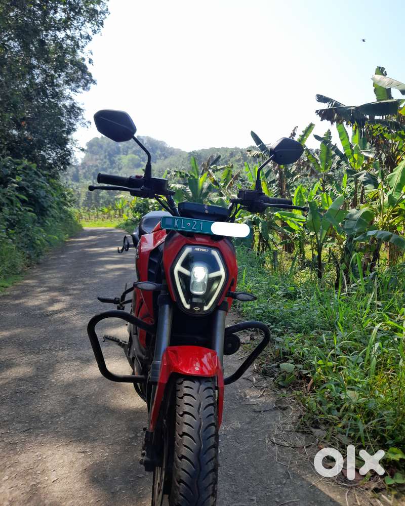 Revolt RV400 - 2022 September Model  Well Maintained  Single Owner