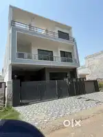 kothi for sale in H Block aerocity double story