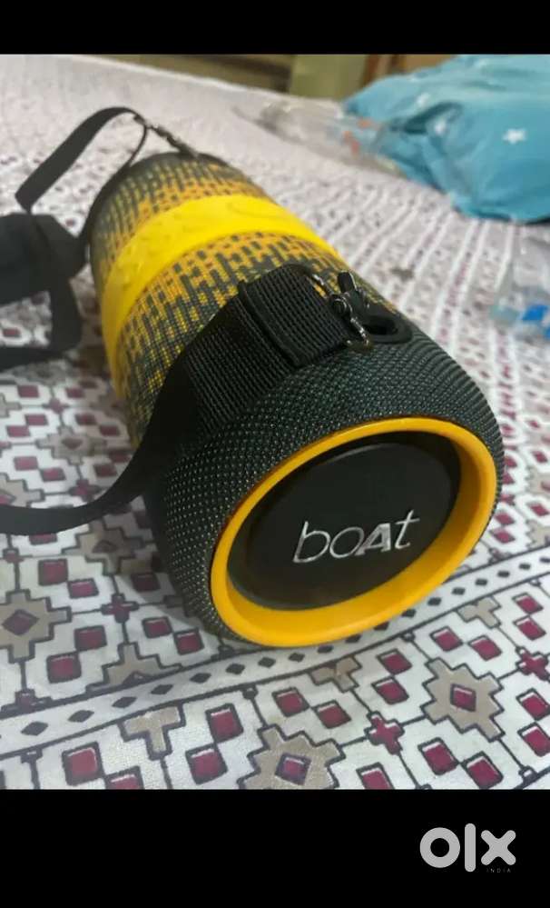 boat stone 1200F /    Oneplus 181 Pro