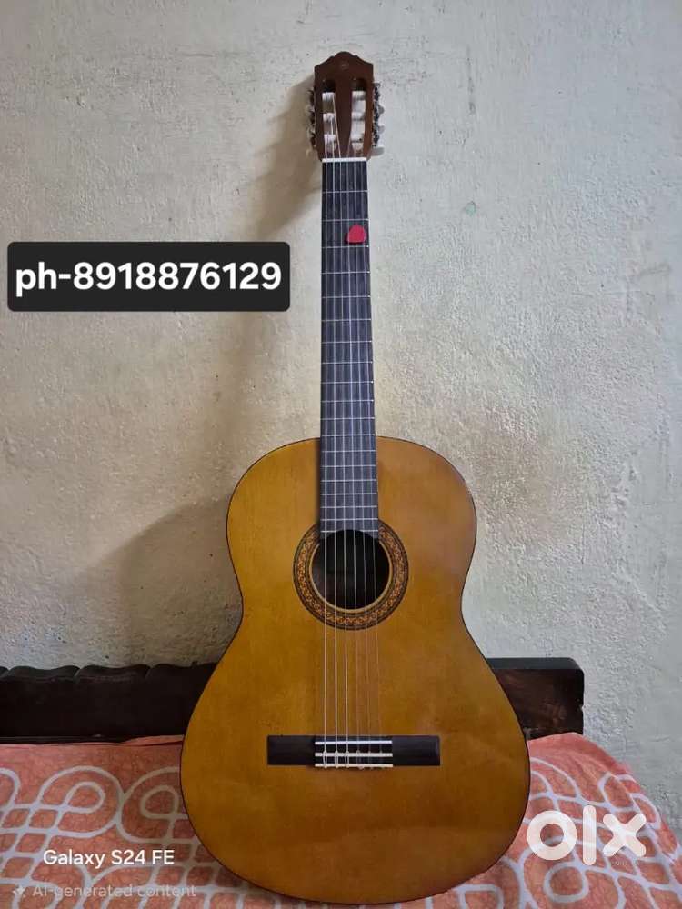Yamaha Classical Guitar - C40