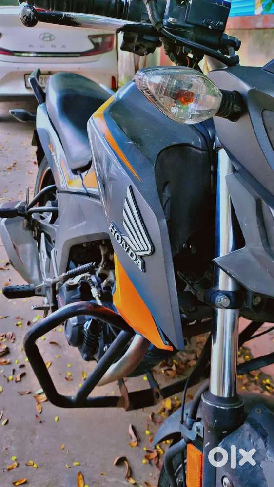 Honda CB Hornet 160