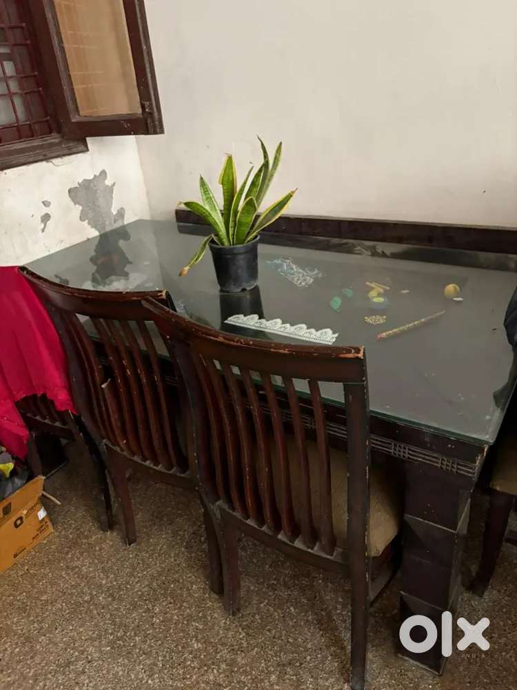 Dining table