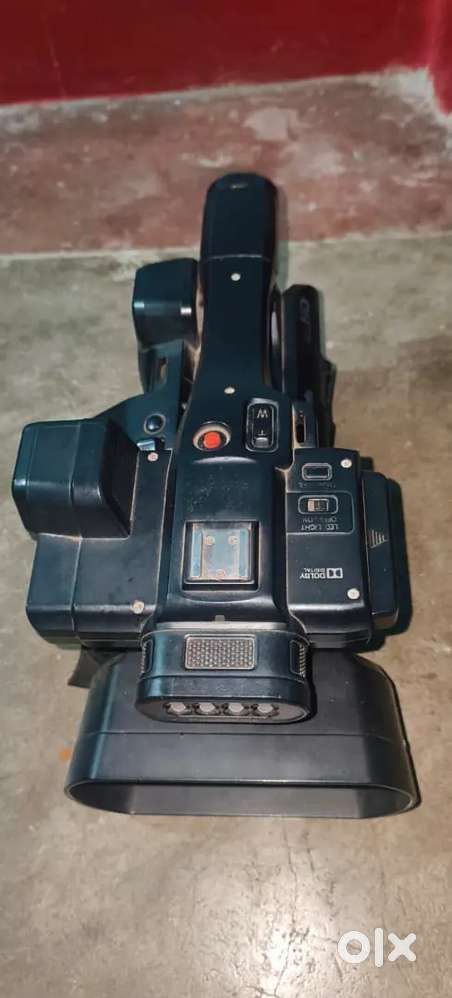 PV 100 & CANON 200D CAMERA ARGENT CELL