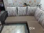 L shape sofa with table and 5 cushions