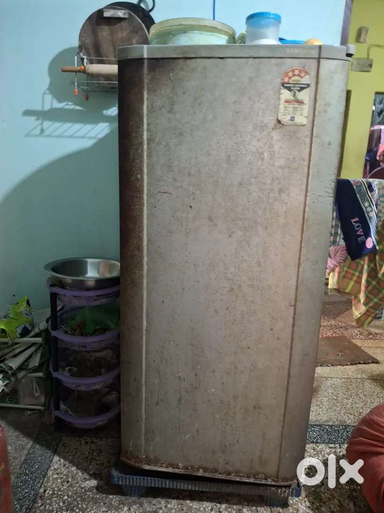 Fridge good condition