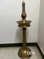 Traditional Brass Vilakku Lamp – 10 Kg