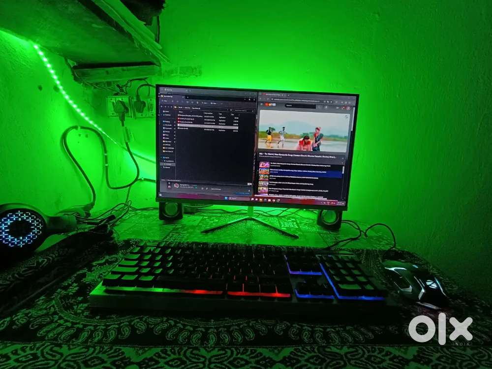Urgent Sale: Lenovo MinI PC  i3 6th Gen, 16GB RAM, 24 inch Monitor