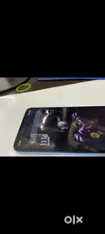 Redmi 12 5g 4+2/128 box charger Halka sa screen pr Baal hai