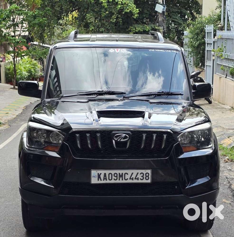 Mahindra Scorpio S10, 2016, Diesel