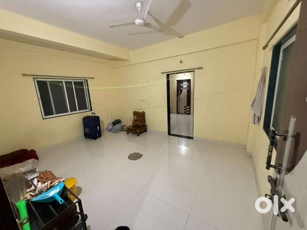 2BHK unfurnished flat on rent