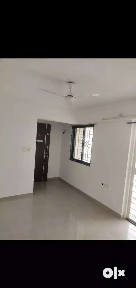 A- FULLY FURNISHED 1 FLAT FOR SALE IN 37 LAKH IN SHEWALVADI HADAPSAR