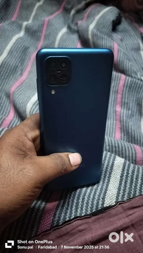 Sumsung galaxy M12