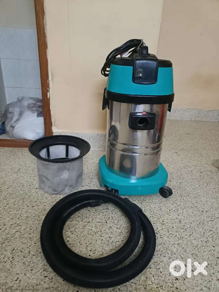 Vacuum cleaner 30 l