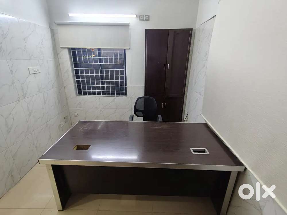 Furnished Office for Rent Nungambakkam/Aminjikarai Lift 2 carparking