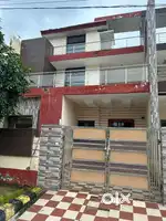 ​Spacious 4 BHK fully furnished house for rent in Dala Colony.