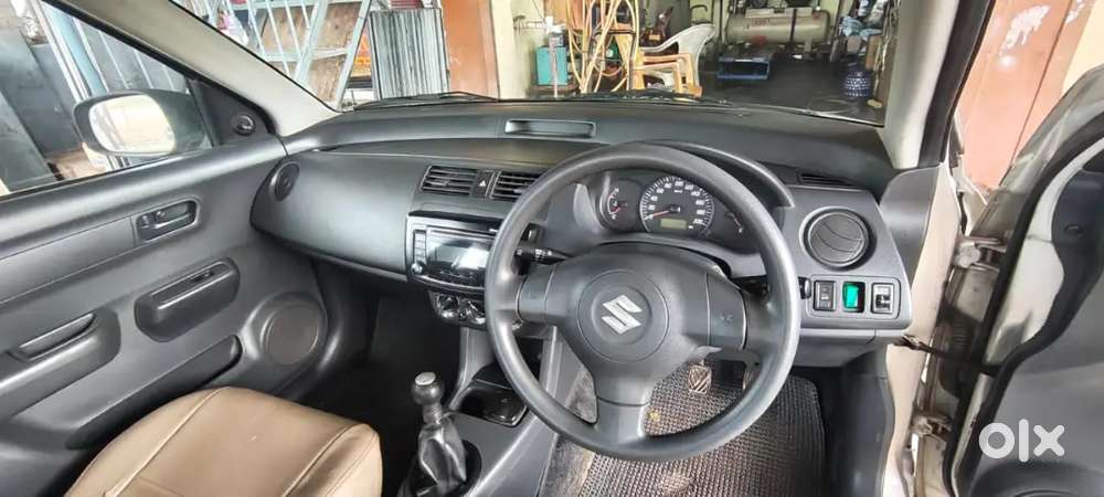 Maruti  swift 2010