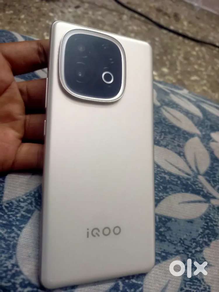 Iqoo neo 10