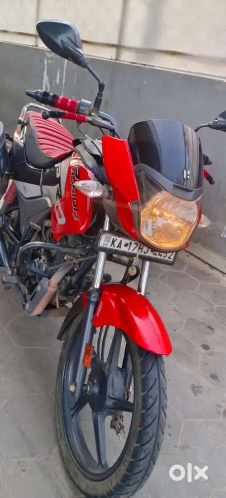 2021/22 model 3 year 8 months. Showroom maintenance bike