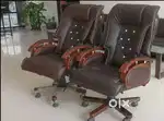 Revolving office chair (Boss Chair)