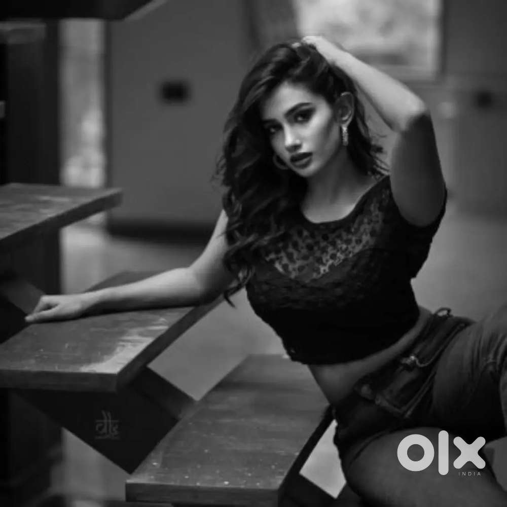 Students (females only) and Females Required