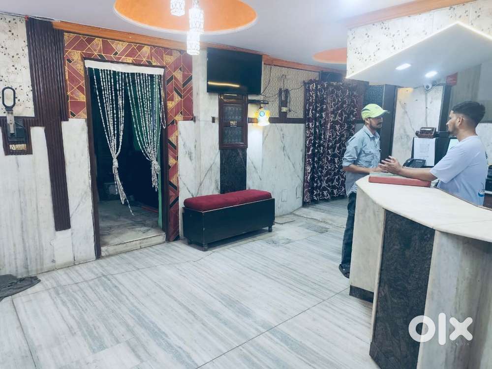 Shop on rent Near railway station paharganj Delhi.