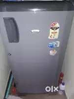 180 lts single door Whirlpool fridge