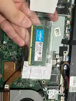 Crucial RAM 4 GB