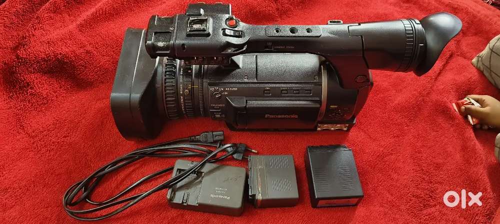 PANASONIC 160 VIDEO CAMERA