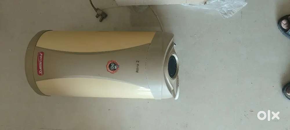 GEYSER 15 LITRE RACOLD MAKE