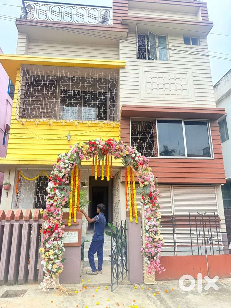 A beautiful house near choturango pujo ground in a posh areaa
