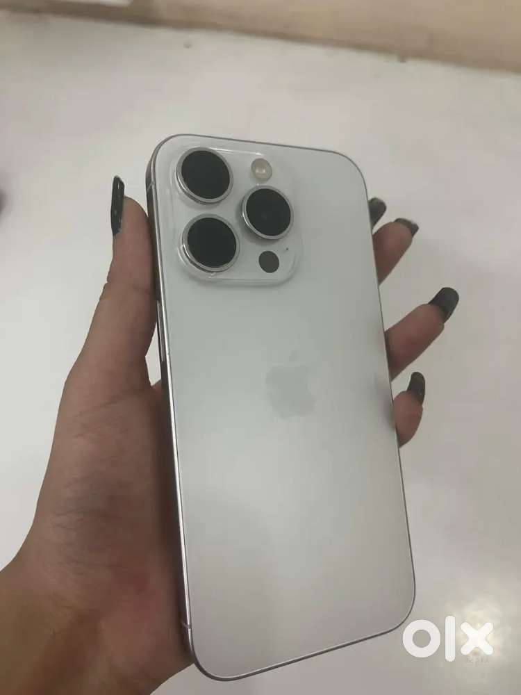 Get iphone 15 pro selling in geniune price