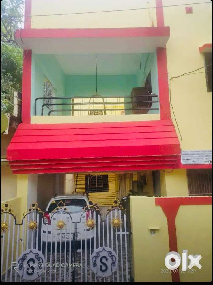 Room is available near Pachpedi naka chauk only and only for BECHLORS.