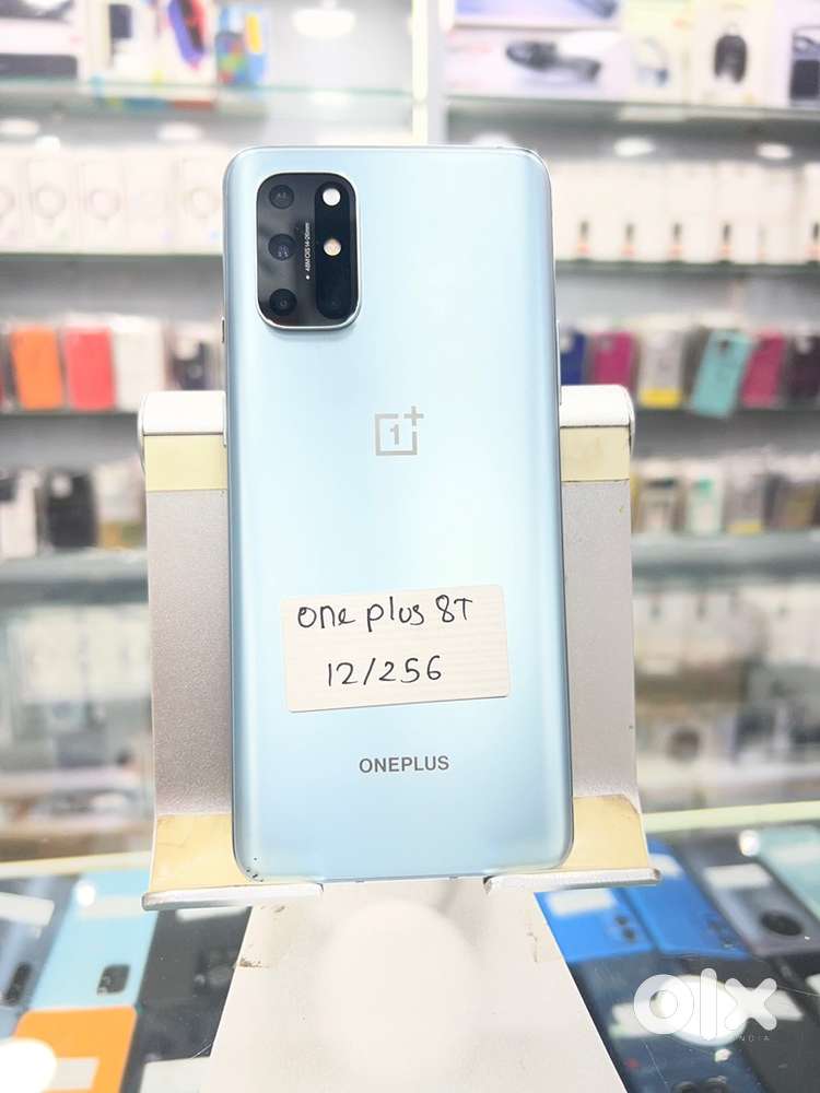 One plus 8T 12/256 silver (jain mobile)