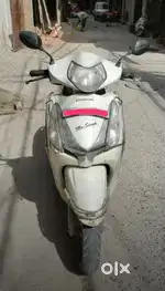 Honda Aviator 2017  White 23k KM 1st Owner DL Regd Xcellent Cndtn